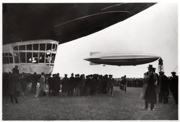 Dirigível HM R100, 1930 1933