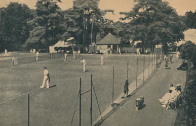 Quadras de tênis duras, Upper Gardens, 1929
