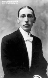 Igor Stravinsky, compositor nascido na Rússia, em jovem, c. 1900
