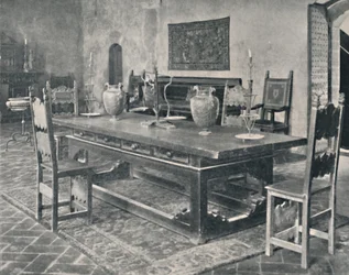 Interior, Palazzo Davanzati - com mesa do século XV de Parma ou distrito de Modena, 1928