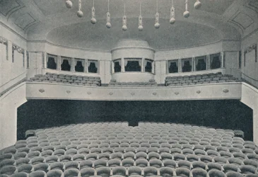 Interior de um novo teatro Kino no West End de Berlim, c1913