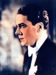 Jack Buchanan, ator e cantor britânico, 1934-1935