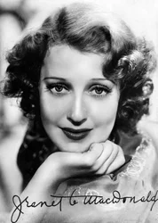 Jeanette MacDonald 1903-1965, cantora e atriz americana, c1930s-c1940s