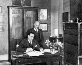 Jerome e Jean Charaud, escritores franceses, 1932