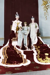 O rei Jorge VI e a rainha Isabel no dia da sua coroação, 1937