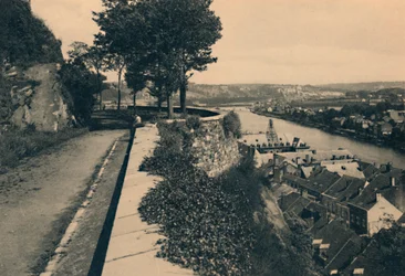 O Meuse visto da Cidadela, c1900