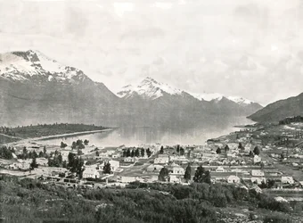 Lago Wakatipu e as montanhas, Queenstown, Nova Zelândia, 1895.