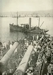 Desembarque das tropas britânicas em Salonika, 1919.