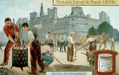 Colocando uma superfície à base de asfalto em uma rua de Paris, c1900