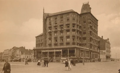 O Grand Hotel, c1900.