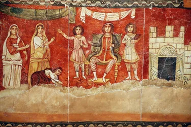 O faraó e a infância de Moisés, fresco proveniente da sinagoga de Dura Europo, 244-245, conservado no Museu Nacional de Damasco. Fotografia tirada no Museu Judaico de Nova Iorque durante uma exposição.