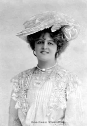 Marie Studholme 1875-1930, atriz inglesa, 1903