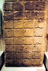 Lintel maia listando as nove gerações de governantes em Yaxchilan, 450-550