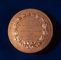 Medalha em comemoração a Claude Bernard, fisiologista francês, século XIX