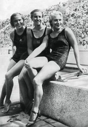 Medalhistas do evento de mergulho em plataforma para mulheres, Jogos Olímpicos de Berlim, 1936