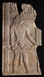 Mentuemhat como Sacerdote com Cajado e Cetro, c. 667-647 aC