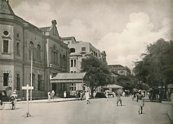 Merchant Street, Rangum, 1900.