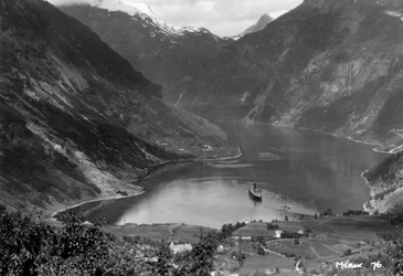 Merok, Geirangerfjord, Noruega, 1929