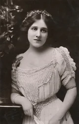 Edna May, 1878-1948, c1930.