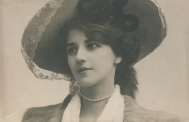 Ethel Warwick, 1882-1951, c1930.