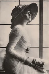 Gabrielle Ray, 1883-1973, c1930.