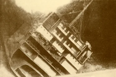 Modelo mostrando o Laurentic como ela estava originalmente, 120 pés abaixo da superfície, c1930.