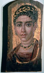 Retrato de múmia de uma mulher egípcia, séculos 1 a 3