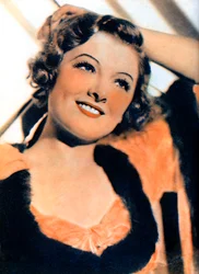Myrna Loy, atriz americana, 1934-1935