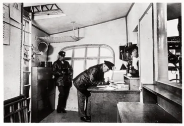 Sala de navegação, Zeppelin LZ 127 Graf Zeppelin, 1933
