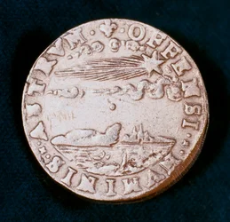 Anverso de uma medalha comemorativa do cometa brilhante de 1577