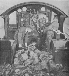 No estribo de um motor Great Western Express, 1926