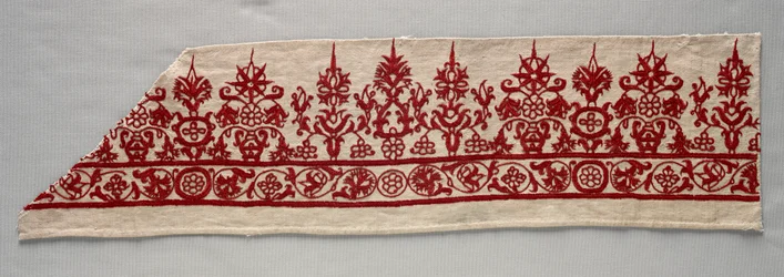 Parte de uma borda de saia, do século XIX.