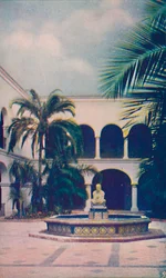 Pátio da Casa da Hospitalidade, c1935