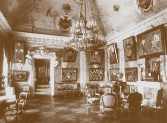 Sala de jantar rosa conhecida como Sala Matisse na casa de Shchukins