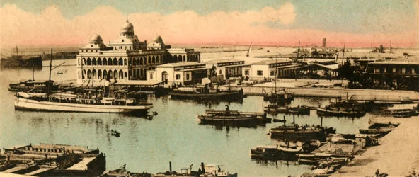 Port Said. - A entrada do canal e os escritórios da empresa, c1918-c1939.