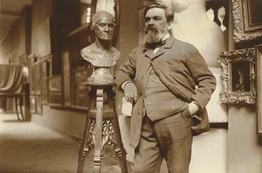 Retrato do escultor Alfred Boucher 1850-1934, 1910s.