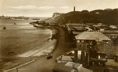 Post Office and Bay, Aden, c1918-c1939.