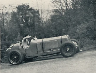 Raymond Mays ERA quebrando o recorde, 1935, o Shelsey Walsh Hill Climb, 1937