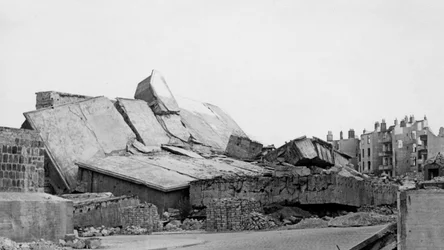 Restos de uma caneta U-boat, Kiel, Alemanha, c1945-c1965
