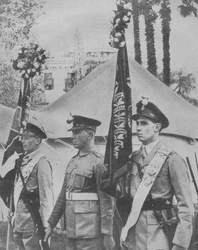 Rosas para o Velho e Ousado, 1942.
