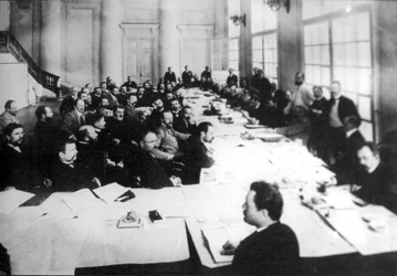 Sessão da comissão agrícola da Primeira Duma, São Petersburgo, Rússia, 1906