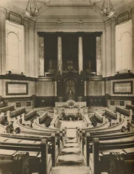 Esplêndido Salão das Deliberações dos Membros do Conselho do Condado de Londres, c1935.