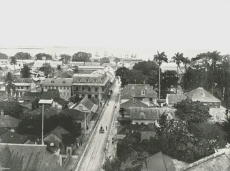 Rua São Vicente, Porto da Espanha, Trinidad, 1895.