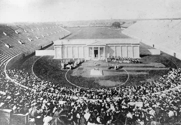 Estádio, Universidade de Harvard, Cambridge, Massachusetts, EUA, início do século XX