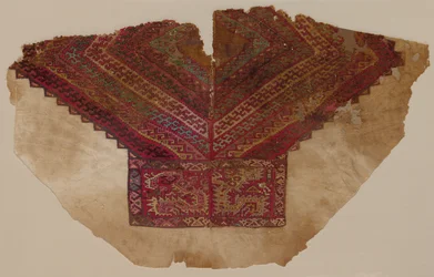 Jugo de tapeçaria de uma túnica, 800-1200.