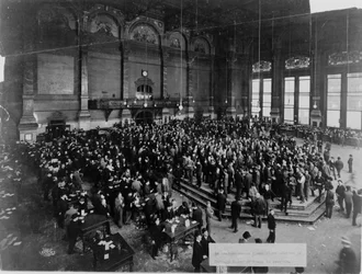 A Junta Comercial de Chicago em sessão, c. 1900