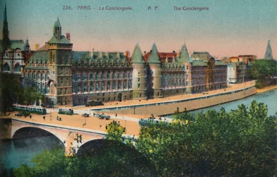 A Conciergerie, Paris, c1920