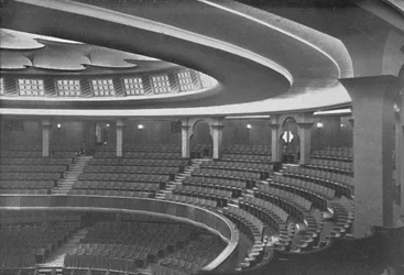 A cúpula: interior após as alterações, 1939