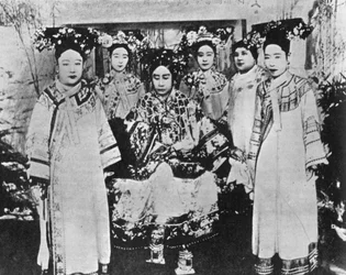 A Imperatriz Dowager da China, 1904