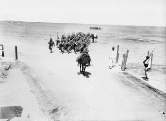 A Legião Estrangeira Francesa em manobras, Boudenib, Marrocos, 1911